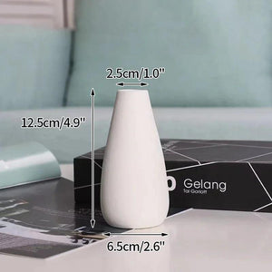 Ins Mini Flower Bottle Decorative Flower White Ceramic Vase Porcelain Vases for Flowers Aesthetic Home Decor Desktop Ornament