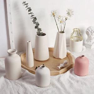 Ins Mini Flower Bottle Decorative Flower White Ceramic Vase Porcelain Vases for Flowers Aesthetic Home Decor Desktop Ornament