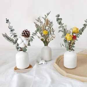 Ins Mini Flower Bottle Decorative Flower White Ceramic Vase Porcelain Vases for Flowers Aesthetic Home Decor Desktop Ornament