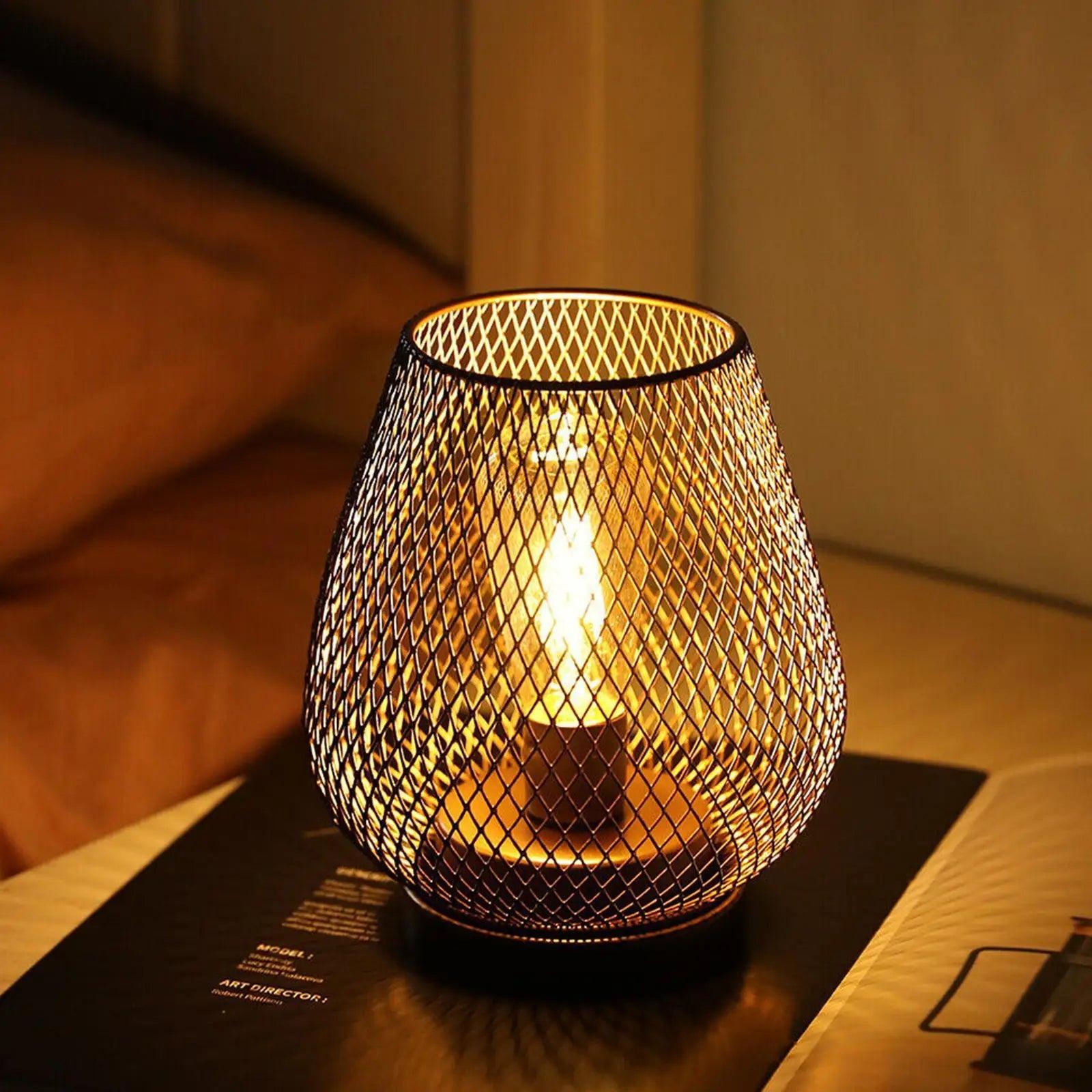 Metal Cage Table Lamp Round Shaped LED Lantern Battery Powered Cordless Lamp for Weddings Party Home Decor Candle Holder P4A9