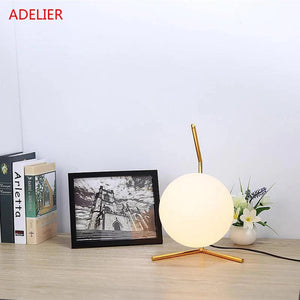 Modern Glass Ball table lamps Gold Nordic Simple Bedroom Bedside Reading Desk Lamp Home Decor E14 LED Table Light Lamparas