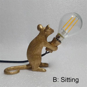 Modern LED Table Lights Resin Animal Rat Cat Squirrel LED Night Lights Mouse Table Lamps Home Decor Desk Lamp Lighting Fixtures