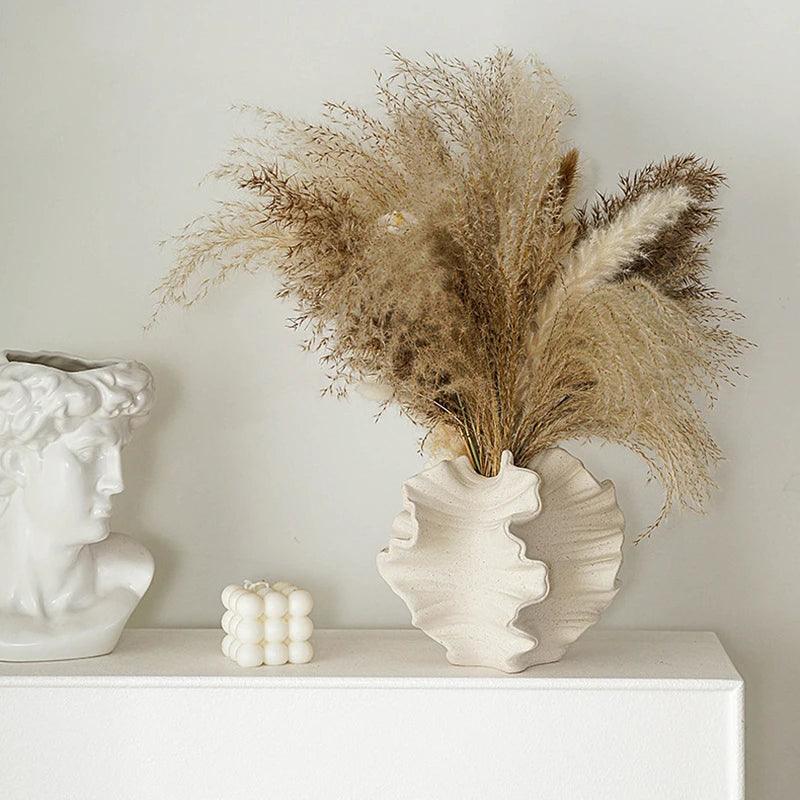 New European Style Wavy Plain White Ceramic Vase Frosted Hydroponic Dried Flower Arrangement Home Decoration Gifts And Crafts