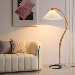 Nordic Creative Natural Wood Walnut Pleated LED Floor Lamp Living Room Bedroom Study Reading Light Indoor Decor Lighting Fixture