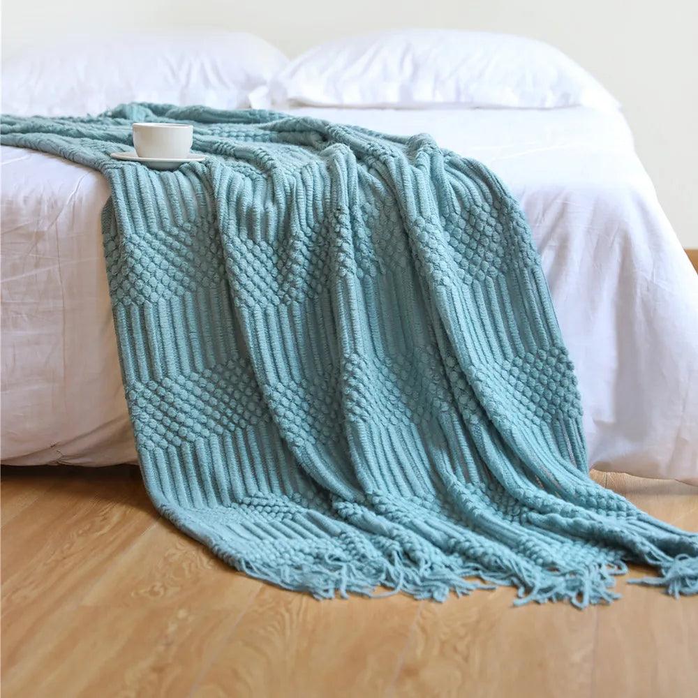 Nordic Simple Solid Sofa Blanket Office Nap Comfortable Bedspread Soft Homestay Decoration Blanket Thick Winter Knitted Shawl