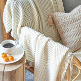 Nordic Simple Solid Sofa Blanket Office Nap Comfortable Bedspread Soft Homestay Decoration Blanket Thick Winter Knitted Shawl