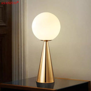 Postmodern Bedside Art Table Lamp Creative Cone Golden Glass Bedside Bar Cafe Livring Room Decoration Lamp