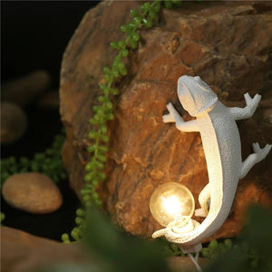 Resin Lizard Night Light Nordic Living Room Bedroom for Modern Animal Chameleon Table Lamp Led Wall Lamp decor Luminarie