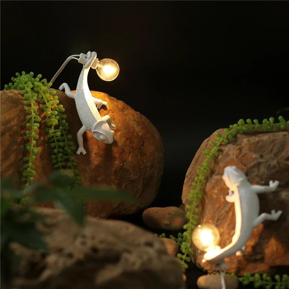 Resin Lizard Night Light Nordic Living Room Bedroom for Modern Animal Chameleon Table Lamp Led Wall Lamp decor Luminarie