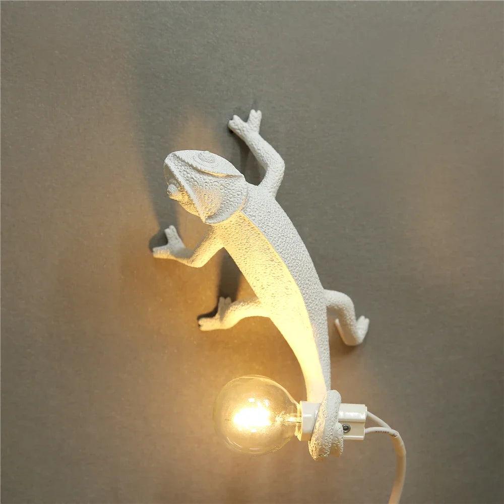 Resin Lizard Night Light Nordic Living Room Bedroom for Modern Animal Chameleon Table Lamp Led Wall Lamp decor Luminarie