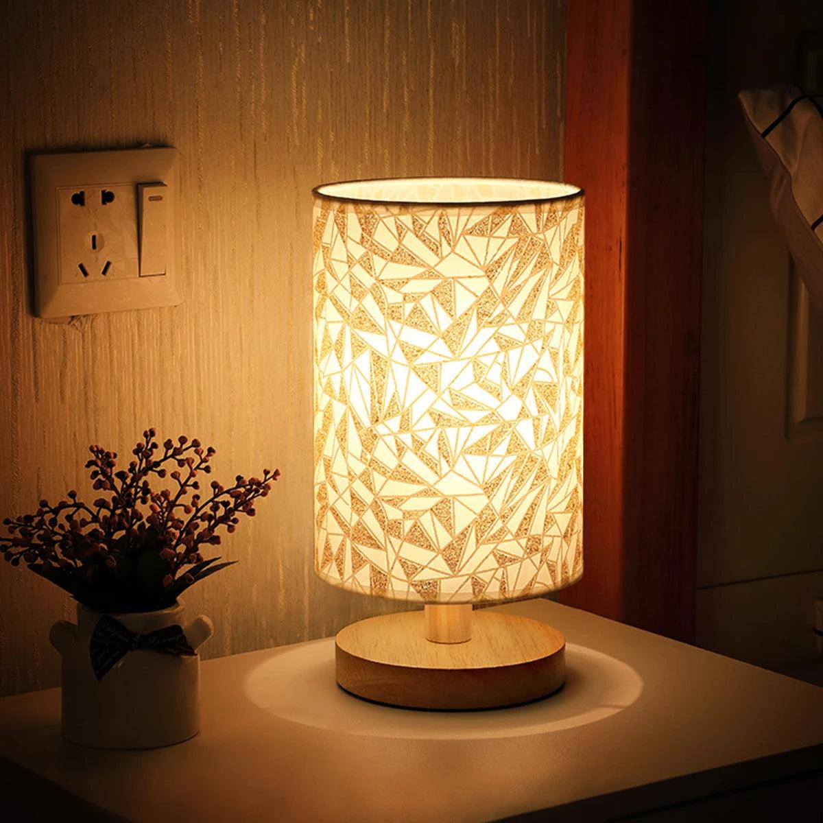 Solid Wood Night Lamp New Linen Table Lamp LED Desk Lamp Eye Protection Nightstand Lamp USB Powered Beside Lamp Bedroom Decor