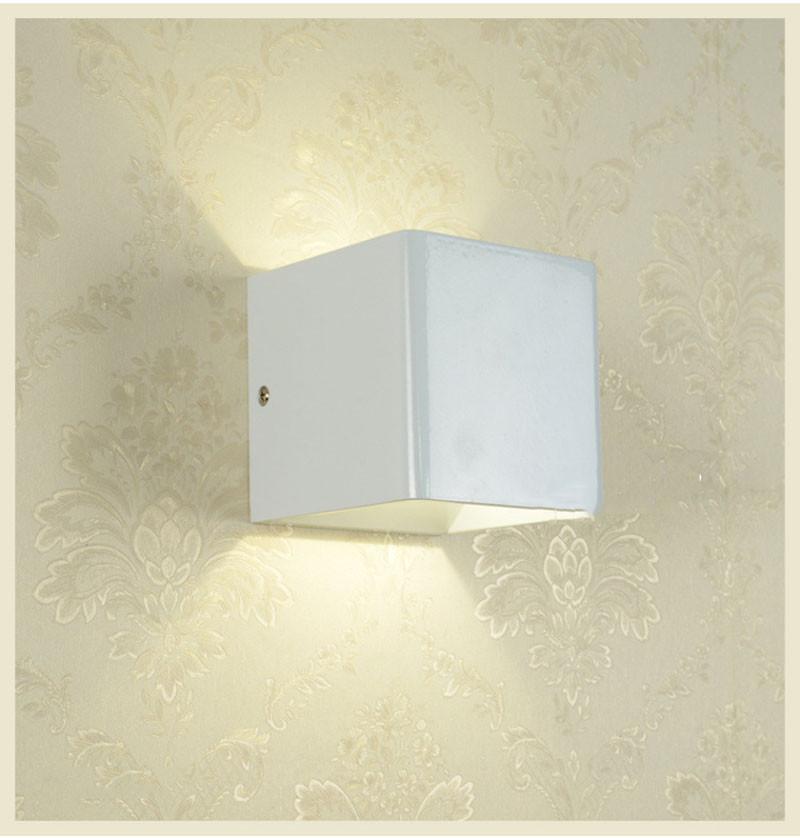 Outdoor White Cube Wall Lamp